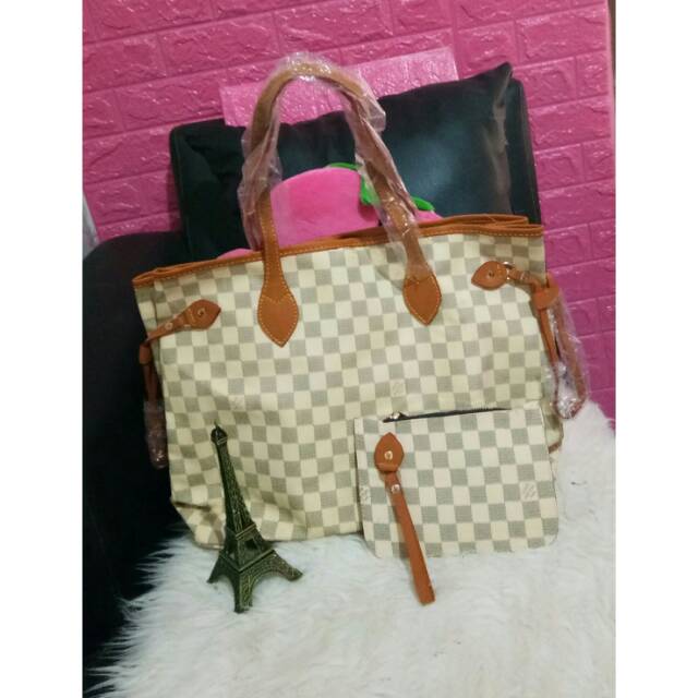 Tote lv damier putih sixe Xxl dan ransel army
