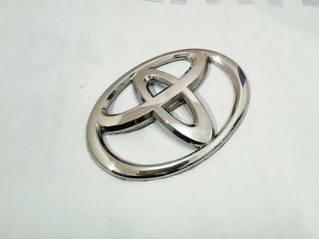 Emblem Toyota / Logo Toyota Agya Chrome (Pengganti logo Burung)