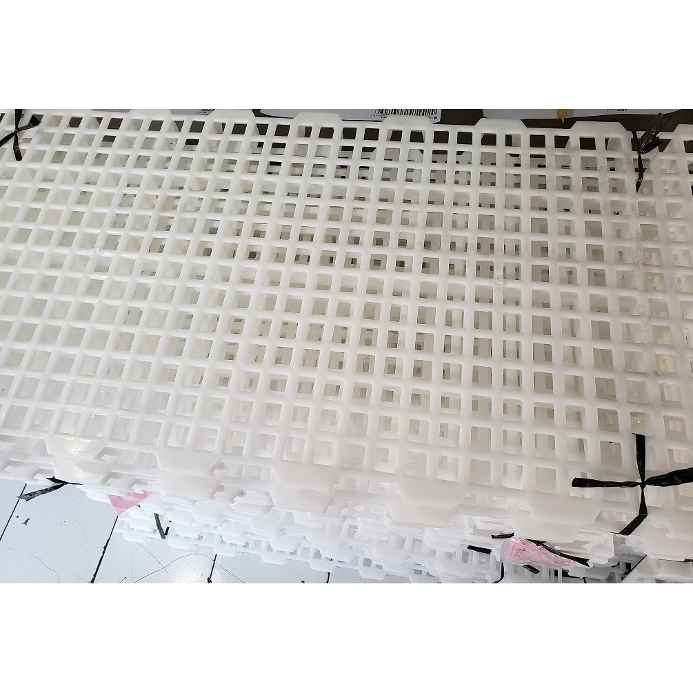 Slat Plastik Putih Alas Lantai Untuk Kandang