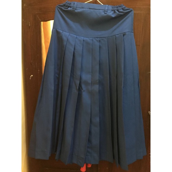 Preloved Rok Sekolah Seragam SMA SMK Biru Tua
