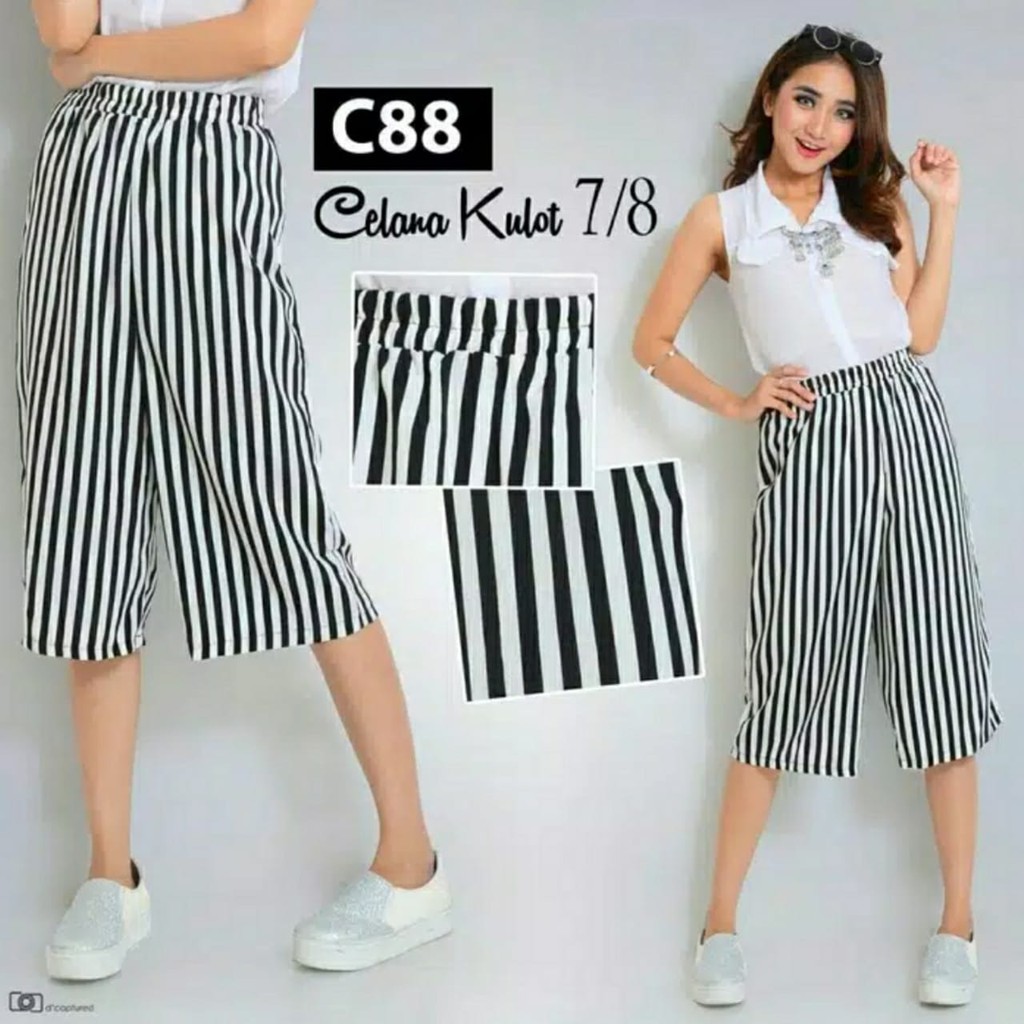 CELANA PENDEK SALUR / KULOT 3/4 MOTIF