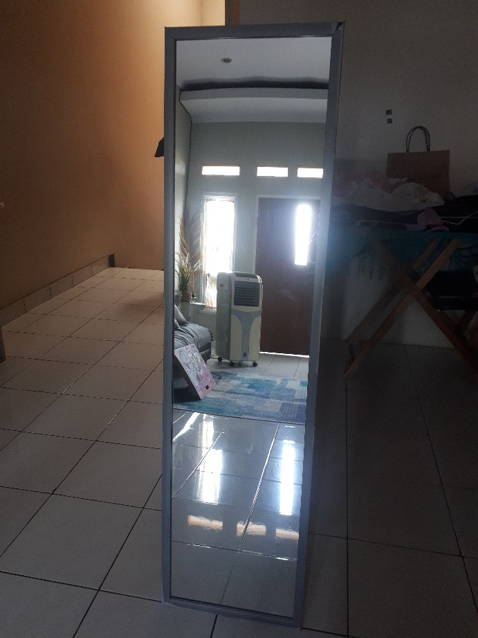 Standing Mirror Cermin Berdiri Minimalis Modern Tinggi Full Badan Bahan Fiber