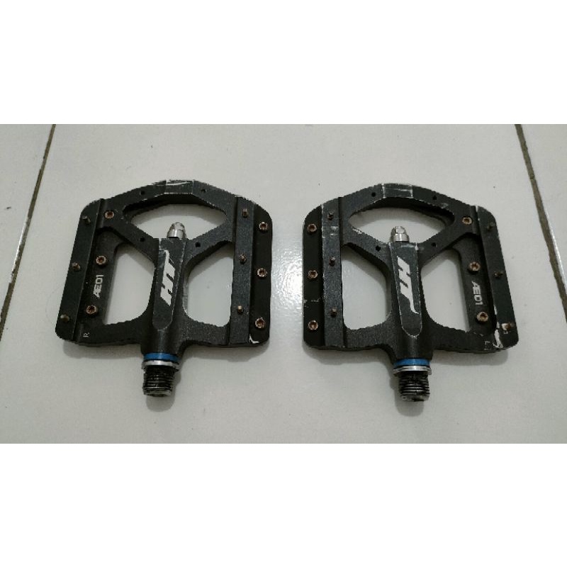 Pedal HT atau Sixpack Racing Bekas Normal