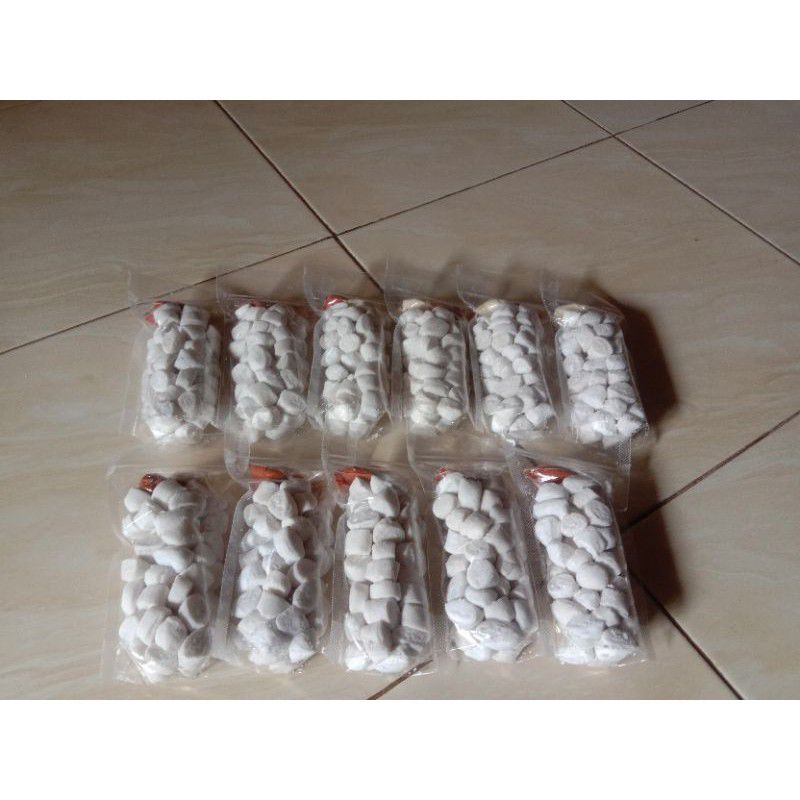 

Cimol mentah siap goreng