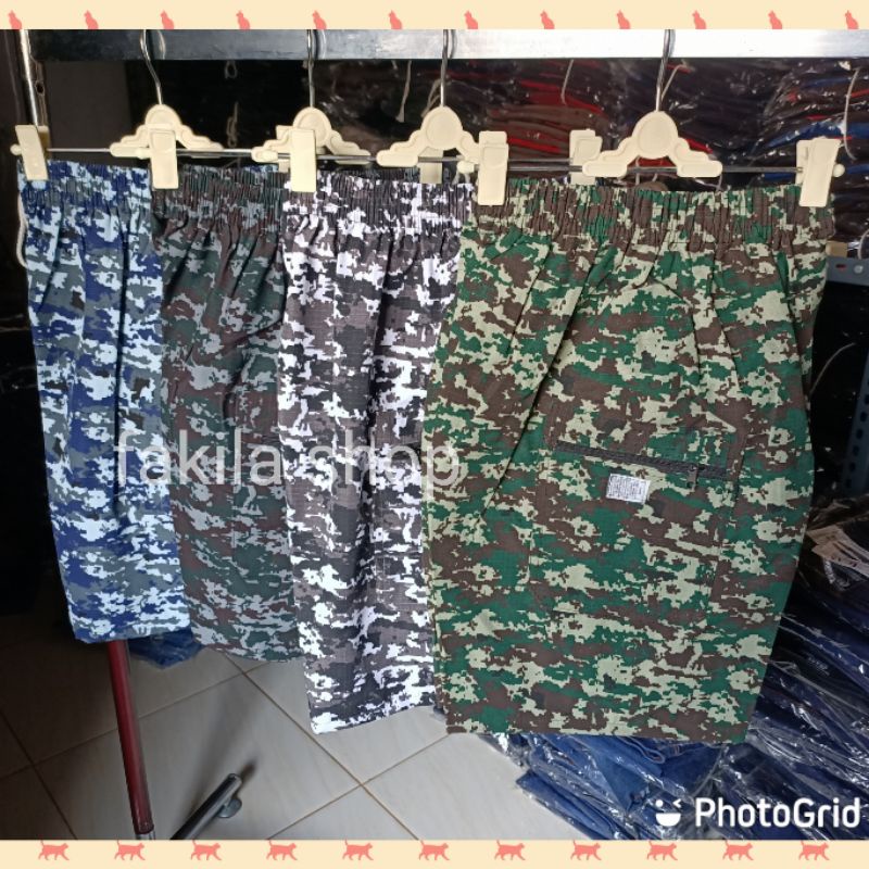 Kolor Loreng M-L Celana Pendek Army Pria