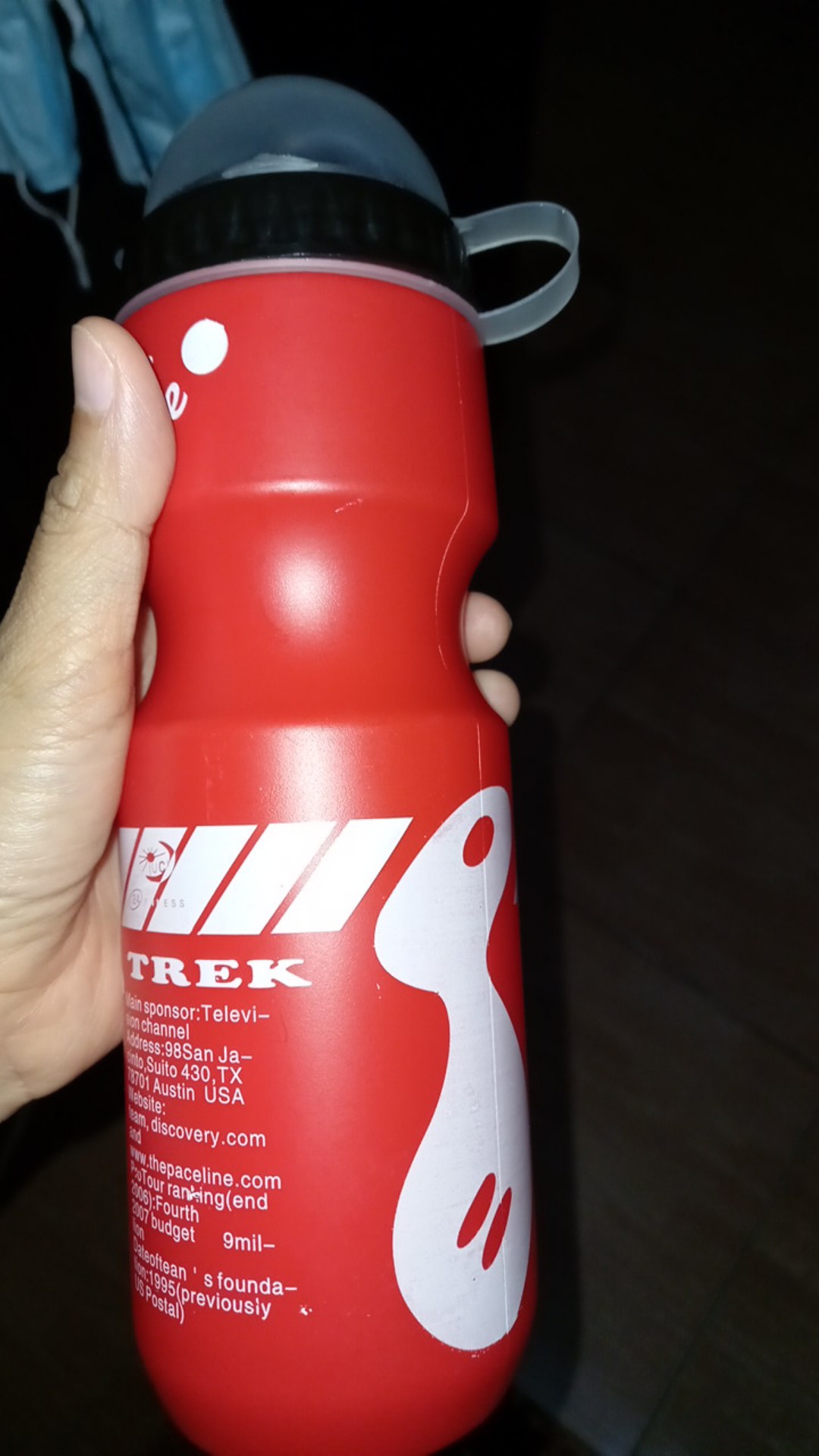 Paket Botol Minum Sepeda Gunung Botol Serat Karbon Berbentuk V.
