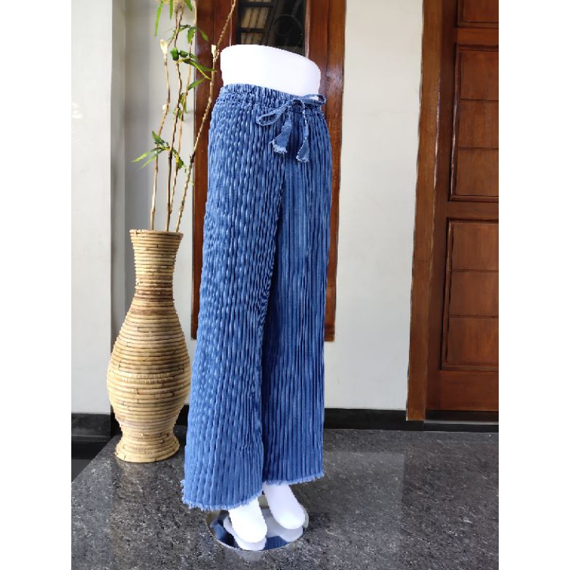 Celana Kulot Plisket Dewasa