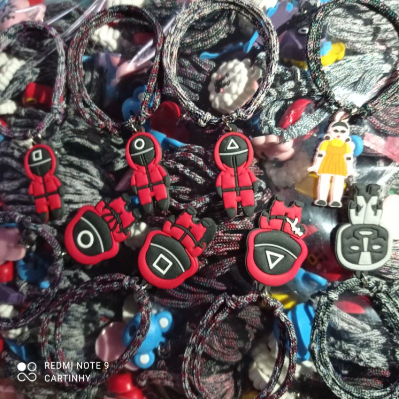gelang squid game per gros isi 144 gantungan kunci keychain