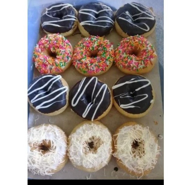 

DONAT TERMURAH TERENAK HOME MADE