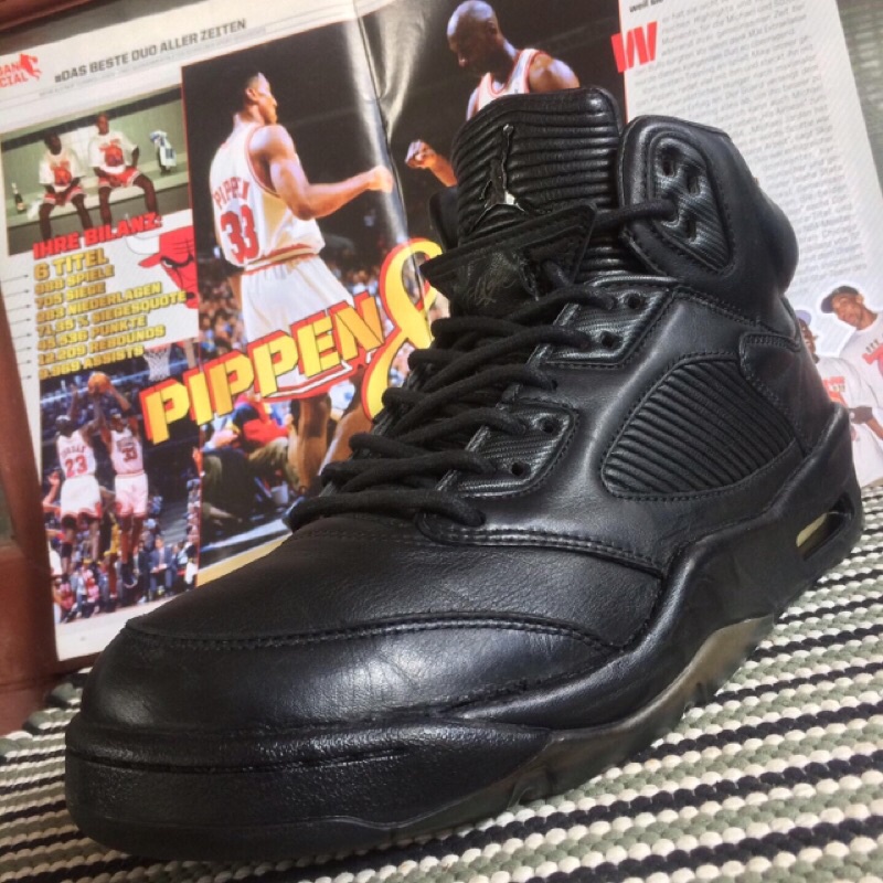 air jordan retro 5 triple black