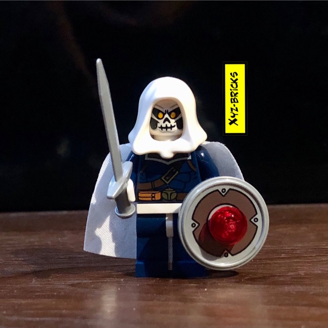 LEGO SH100 - Marvel Super Heroes Taskmaster Minifigure with Weapon