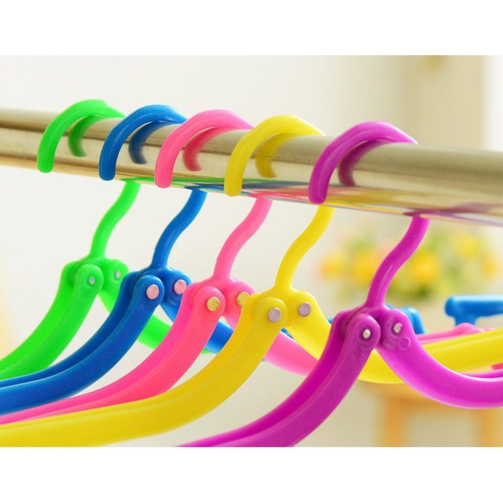 HANGER LIPAT Portable / Gantungan Jemuran Baju Simple Murah Travel Foldable