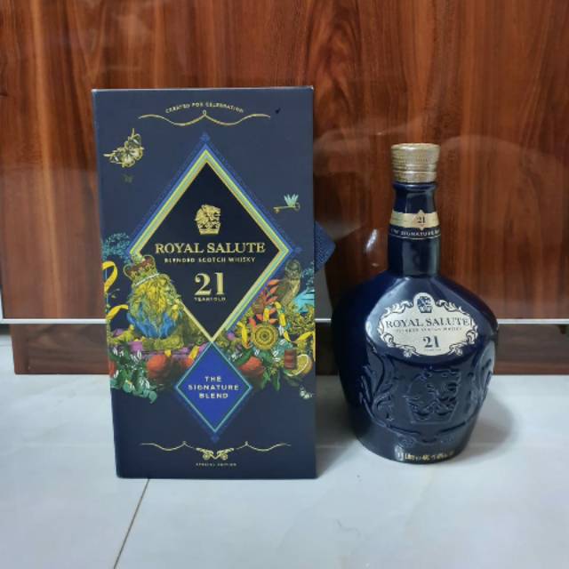 Botol kosong ROYAL SALUTE include box