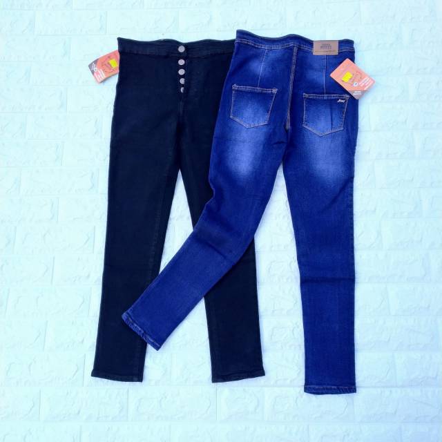 Celana jeans wanita kancing5