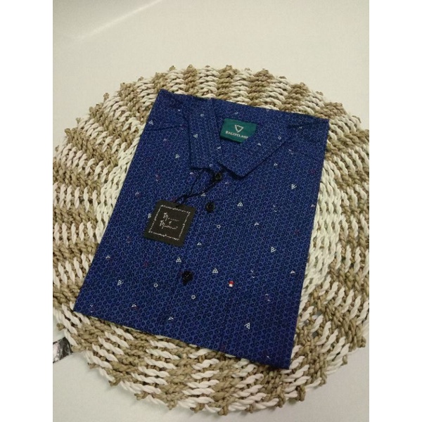 KEMEJA LENGAN PENDK KAIN KATUN40S . MOTIF ABSTRAK UKURAN ALL SIZE..