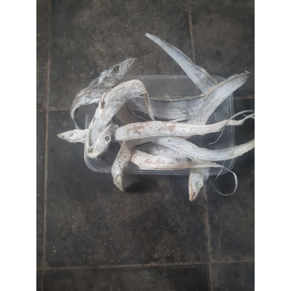 

IKAN ASIN/IKAN ASIN PEDO/200 GRAM