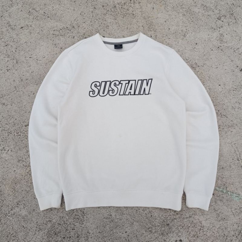 CREWNECK RRIG × BEYOND CLOSET 3D TEXT | TERMURAH