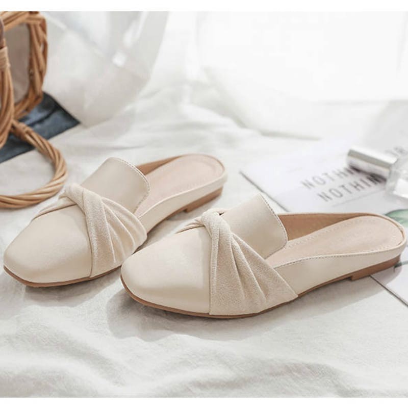 UC 02 FLATSHOES PITA SILANG