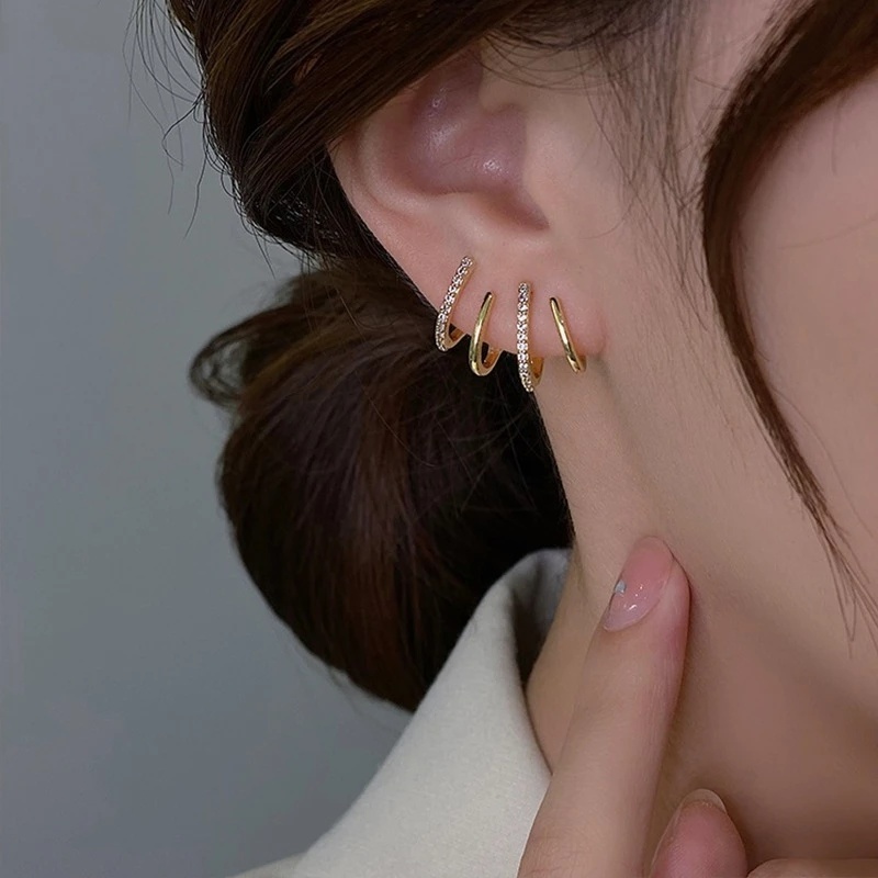 Anting Stud Zircon Berlian Imitasi Berkilau Gaya Korea Minimalis Elegan Untuk Wanita