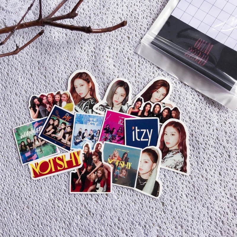 

ITZY STICKER PACK