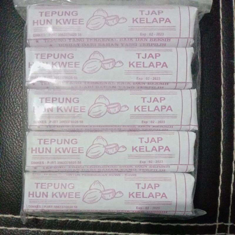 

Tepung hunkwee Tjap Kelapa