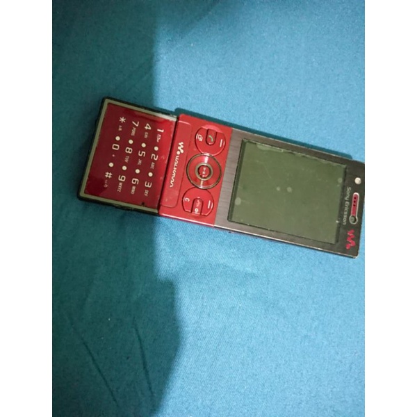 sony ericsson W705 Sony W705i original mulus normal original siap pakai