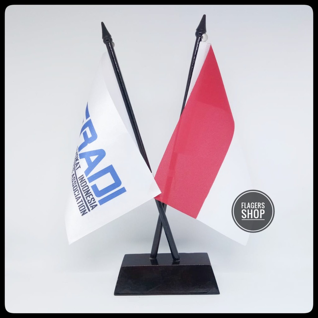 

Bendera Meja Indonesia - Peradi + Tiang Silang