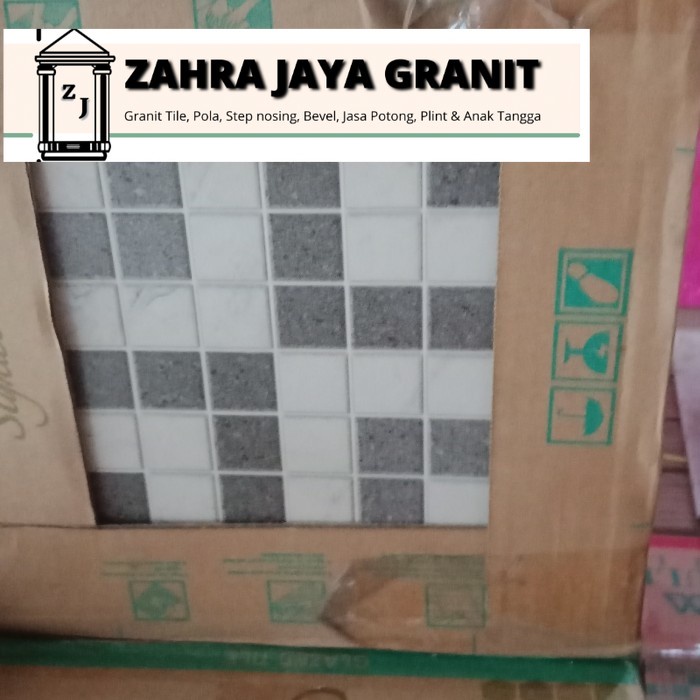 keramik kamar mandi 25x25 kasar Mulia motif timbul kw 1