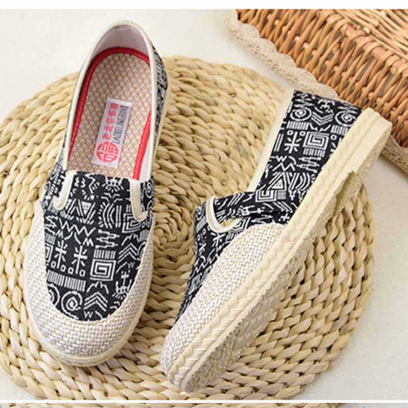 Sepatu Fashion Wanita Flatshoes Motif - 1609