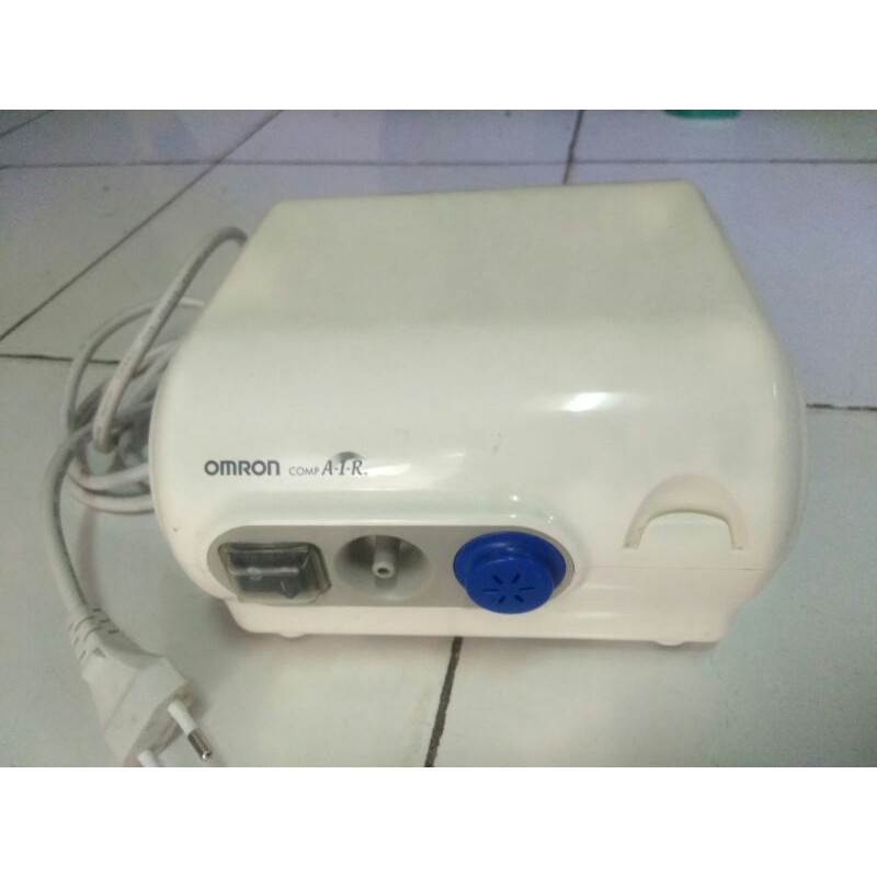 Alat inhalasi uap / Nebulizer