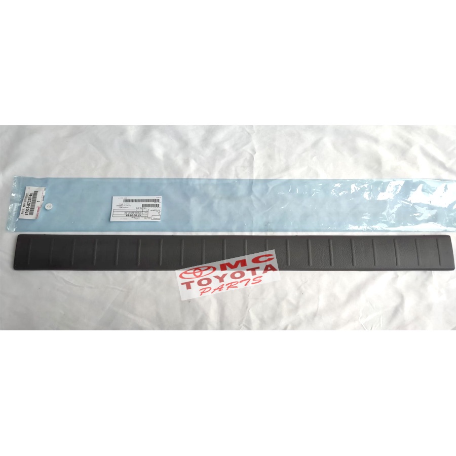 Sill Plate List Plate Bagasi Belakang Avanza Xenia 67935-BZ020-B0