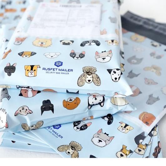 

← AMPLOP PLASTIK POLYMAILER DOGGY FRIENDS (Uk 25 cm x 33cm) - 14x22 ♚