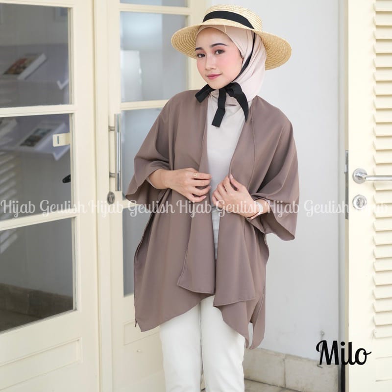 Sally Outer / Cardigan Batwing