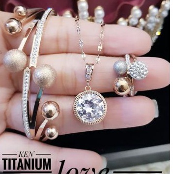 set perhiasan titanium rosegold I08