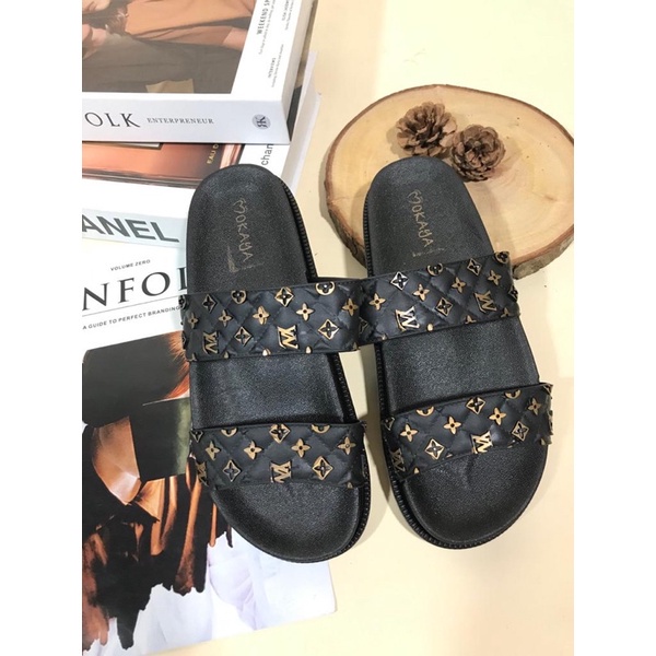 Sandal Slop Ban Dua LV BEST SELLER Mokaya 2002-93 dan 2002-49-Hitam