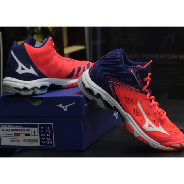 mizuno lightning star z