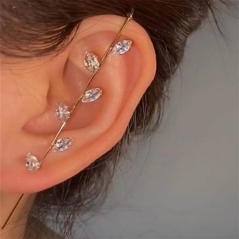 1pc Anting Tindik Zirkon -  Anting Tusuk Wanita Panjang Hias Mutiara Kristal Gaya Korea