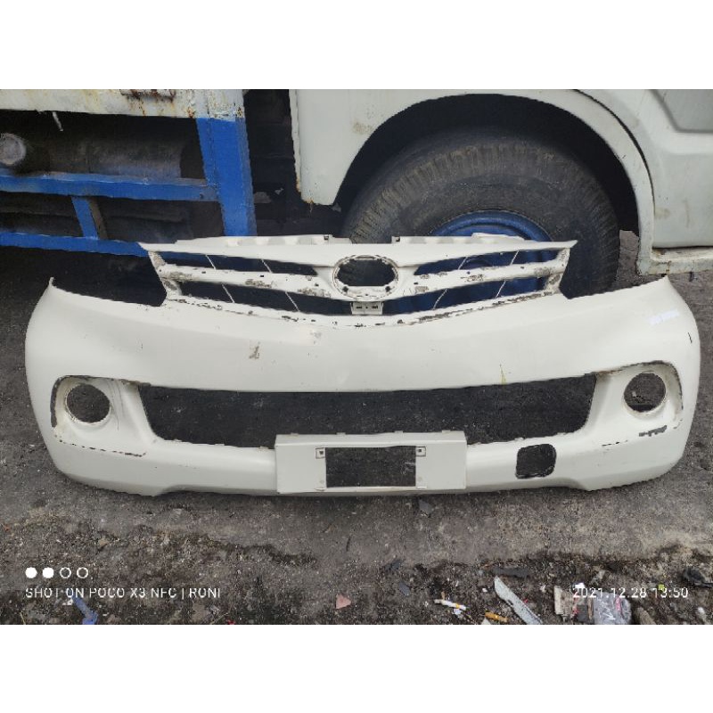 bemper bumper depan avanza xenia 2012 2013 2014 2015 sekond original