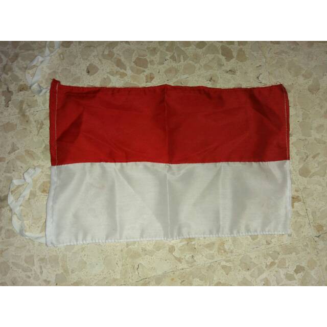 RPM     Bendera Merah putih Mobil Uk : 40 x 30cm