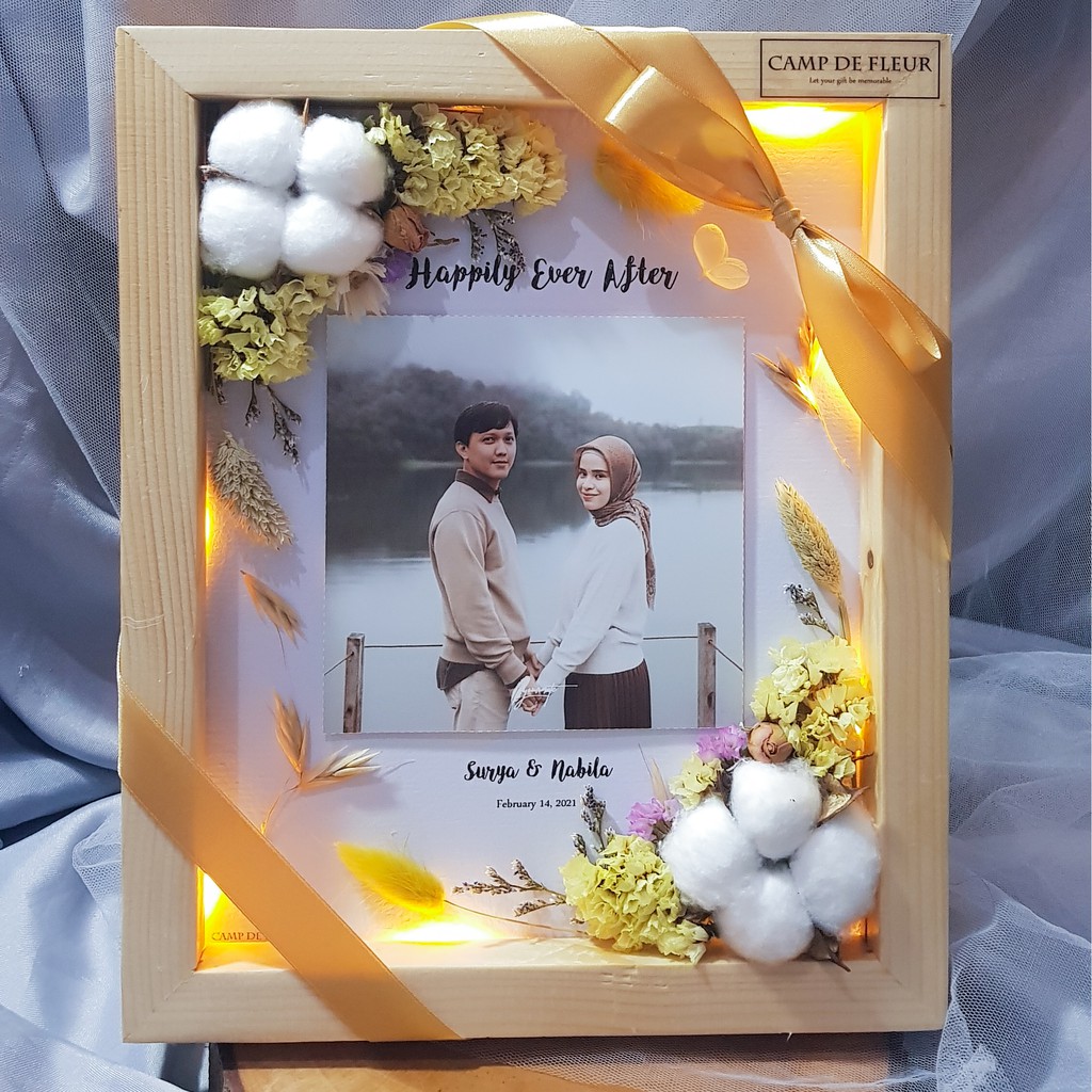 8R 3D Flower Frame Bingkai Foto Bingkai Bunga Kering Kado Anniversary Birthday Gift Graduation