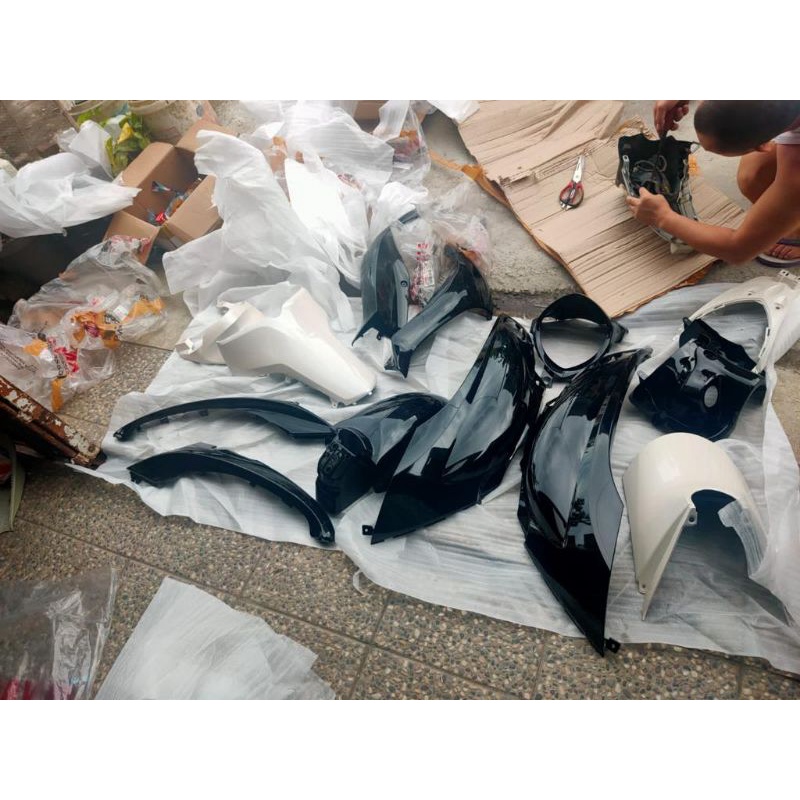 FULL BODY HALUS MIO FINO 125 FI 2016 HITAM ORIGINAL