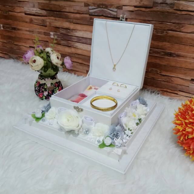 Box cincin box perhiasan box mahar kotak seserahan  