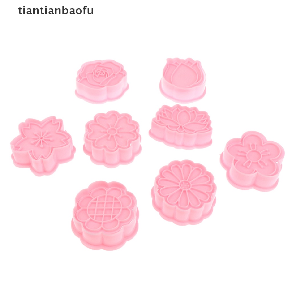 8pcs / set Cetakan Pemotong Biskuit Bentuk Kartun Bunga 3D Bahan Plastik