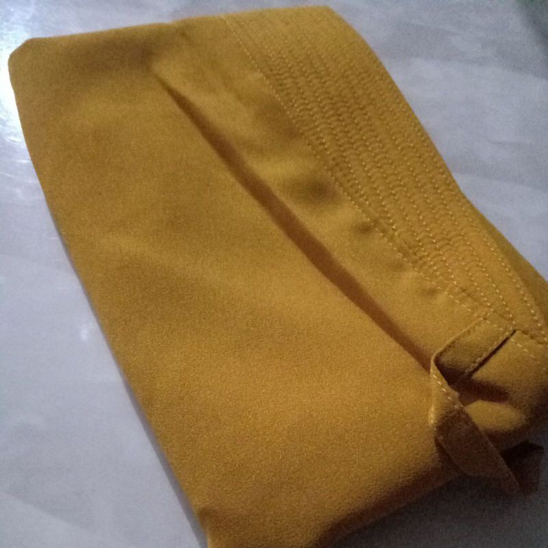 KERUDUNG MARYAM PET / BERGO PET TALI / HIJAB INSTAN-GOLD