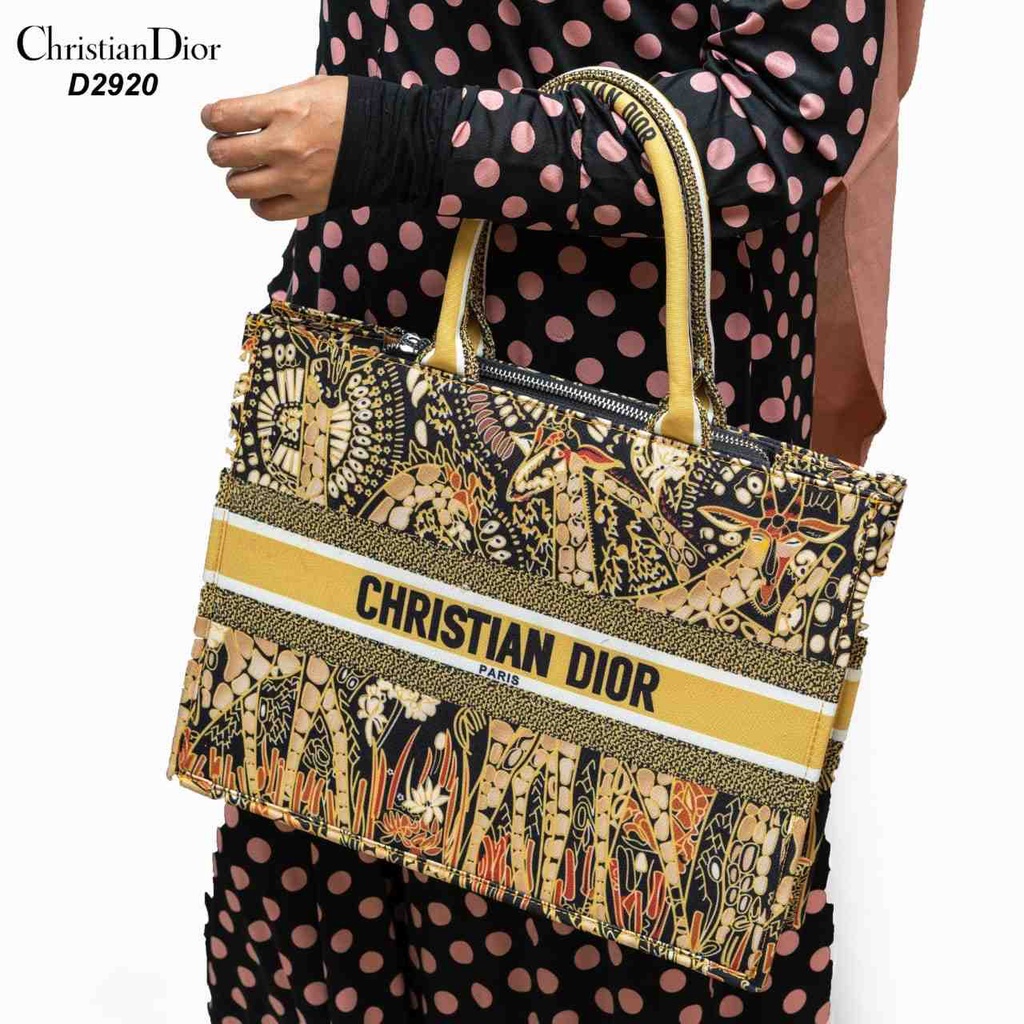 C D TOTE BAG WITH BOX D2920