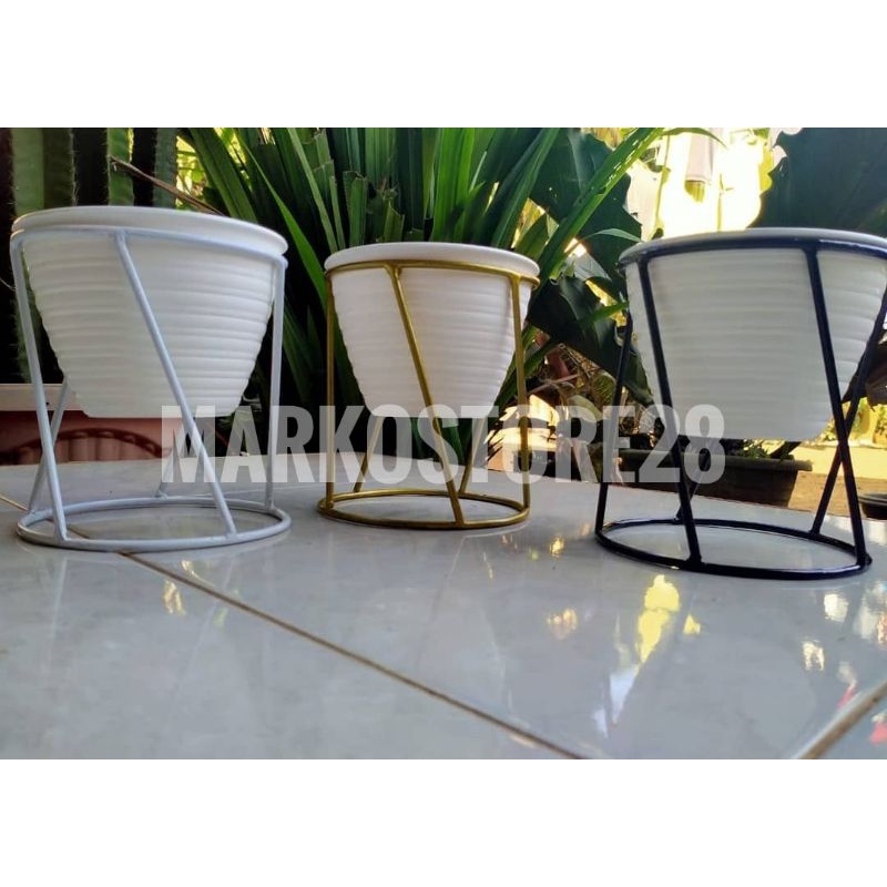 STANDING POT BESI  PLANTER / RAK BUNGA BESI MINIMALIS / RAK BUNGA MURAH