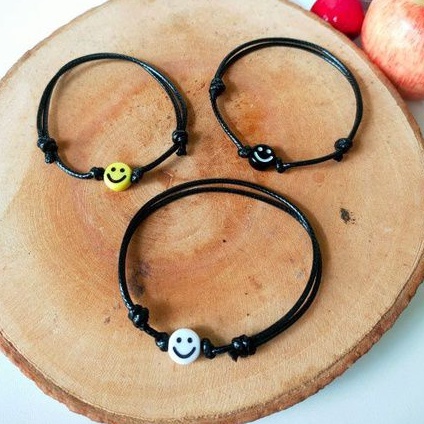 Gelang Tali Korea Smile emoticon