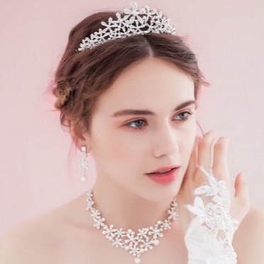 [READY STOCK] TIARA WEDDING AKSESORIS PENGANTIN MAHKOTA BRIDAL SIRKAM TRP021