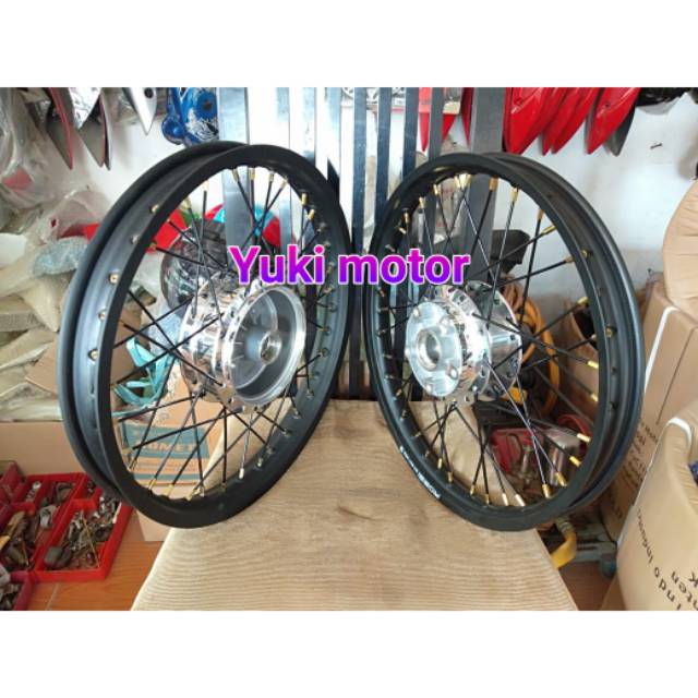 Velg Vixion old