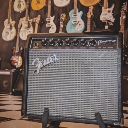 AMPLI GITAR ELEKTRIK FENDER CHAMPION 20